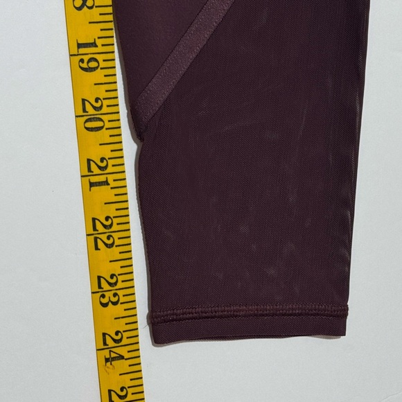 ATHLETA Leggings Women's Medium Burgundy Vitality Stash Pocket 7/8 S Tight Mesh - Picture 10 of 15